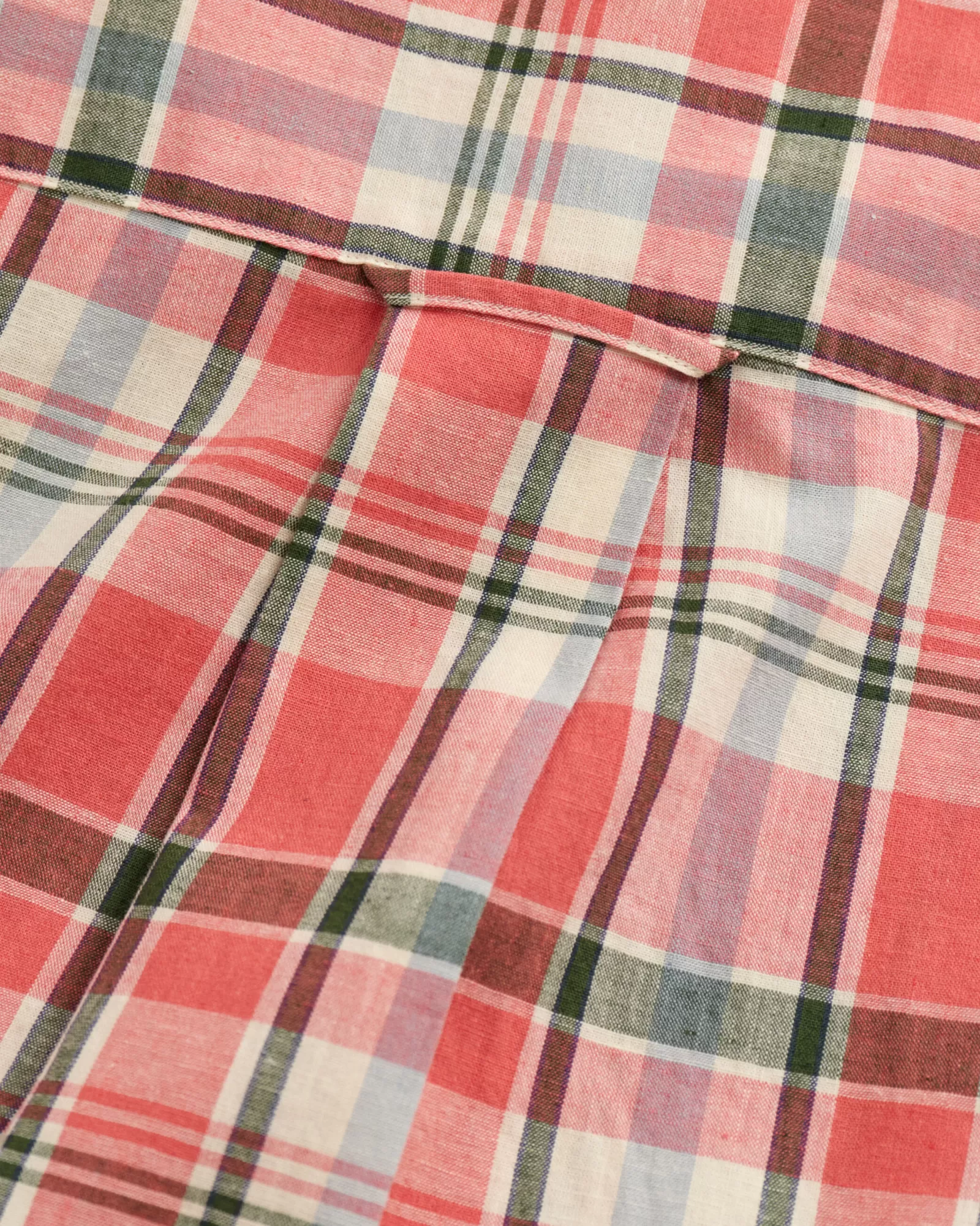 GANT Regular Fit Checked Cotton Linen Short Sleeve Shirt | Skjortor