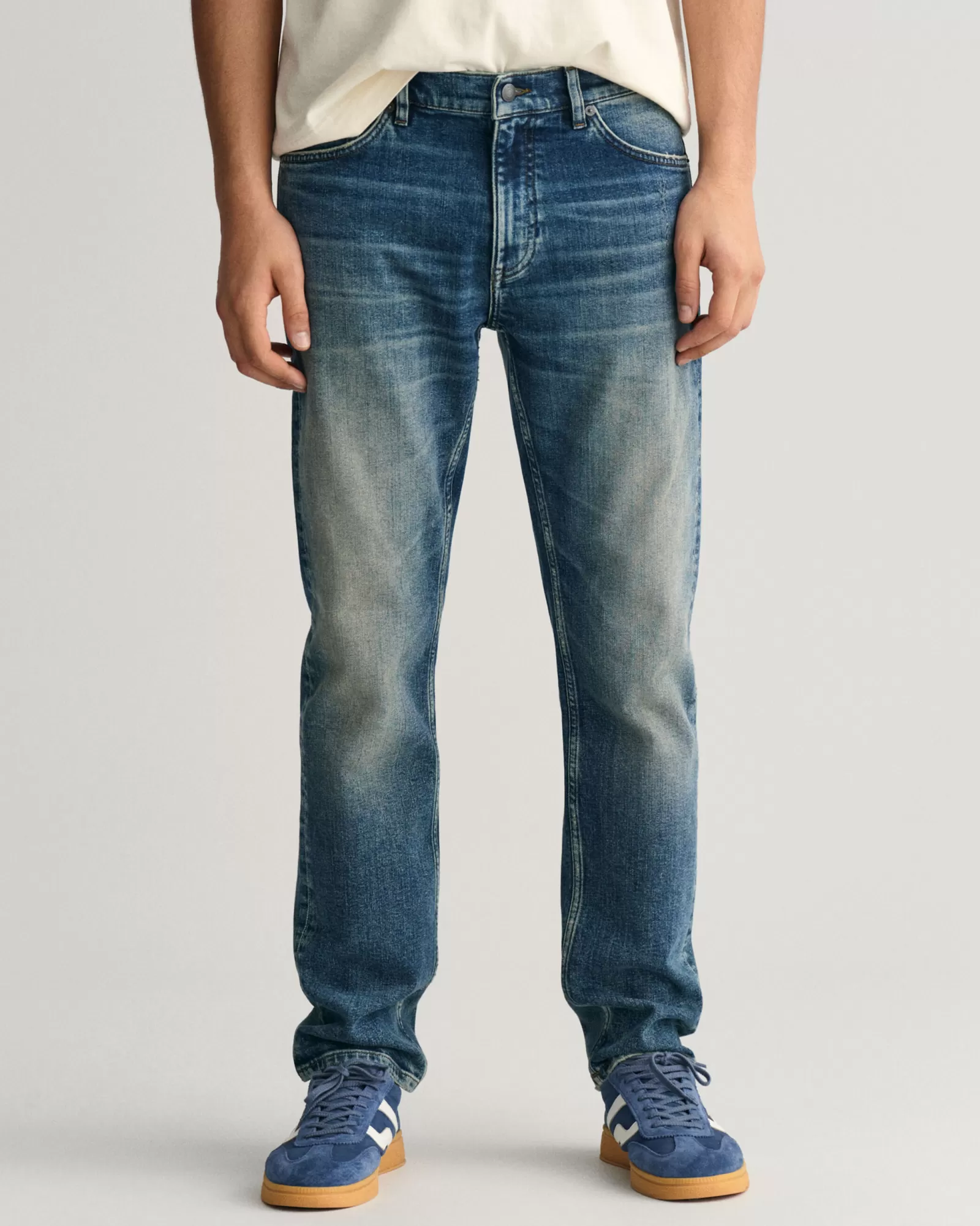 GANT Regular Fit Vintage Wash Jeans | Jeans