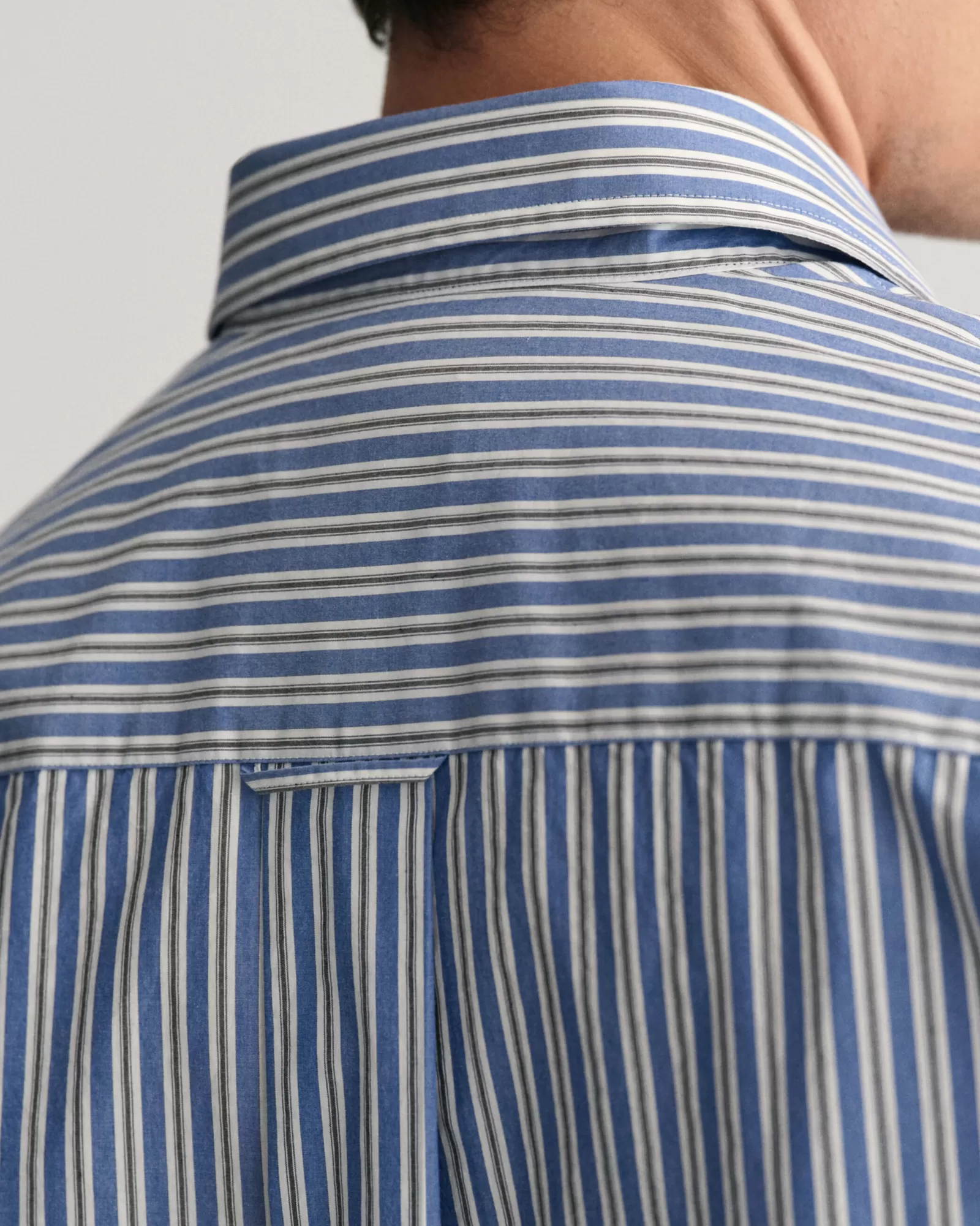 GANT Relaxed Fit Striped Heritage Poplin Shirt | Skjortor